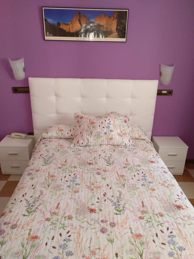 Hostal Don Jaime II 세고비아 외부 사진