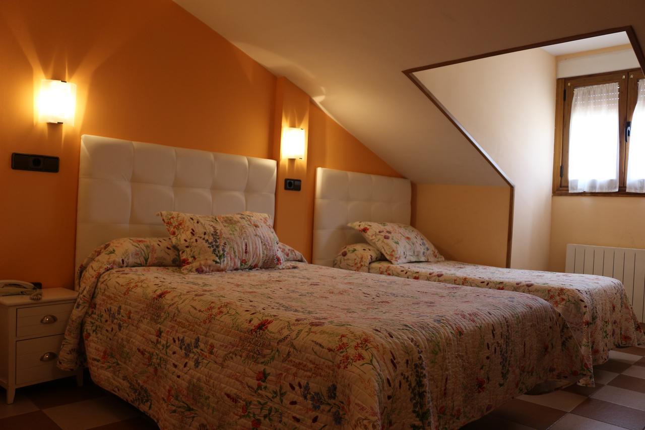Hostal Don Jaime II 세고비아 외부 사진