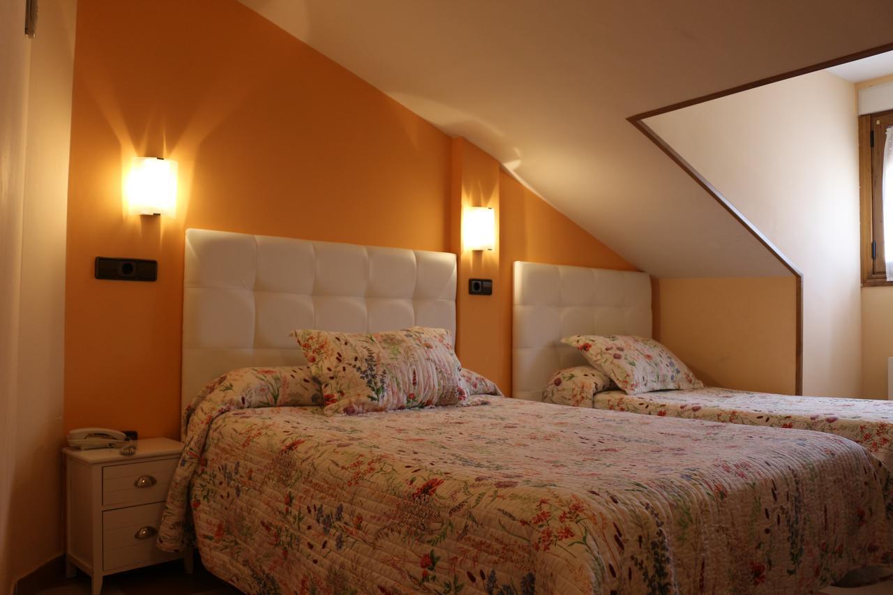 Hostal Don Jaime II 세고비아 외부 사진